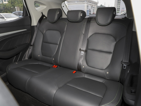 Manual Air Conditioner and Torsion Beam Suspension MG ZS Cars for the Economical Family