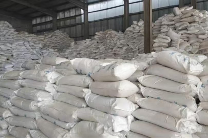 Poly Aluminium Chloride Raw materials for sewage treatment High-performance materials for effective treatment
