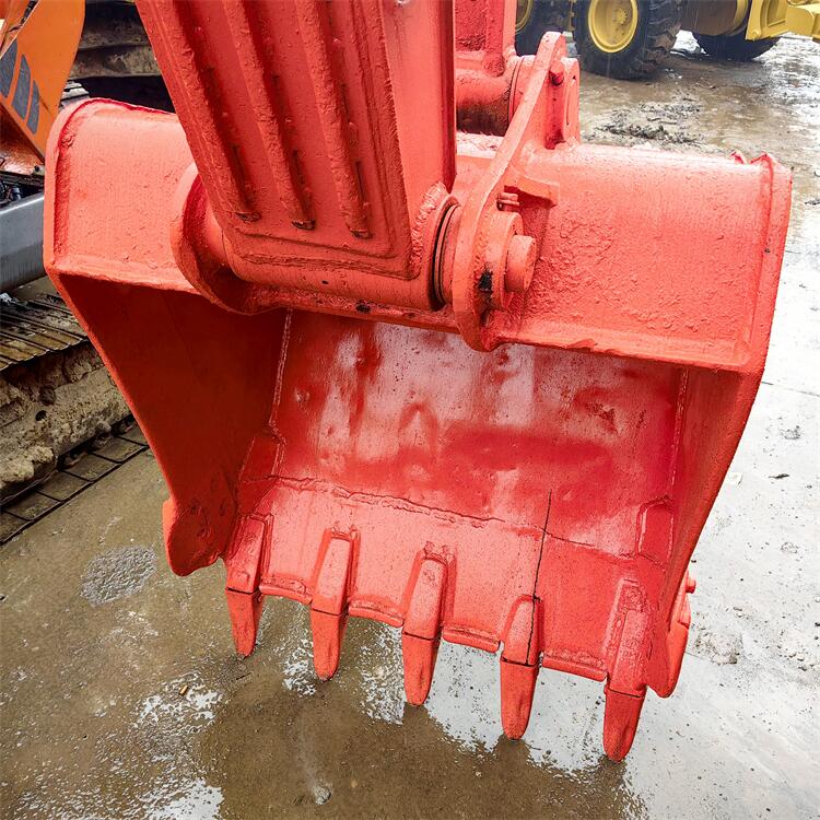 Doosan DX225 Excavator With Original Hydraulic Pump And Many Automation Functions