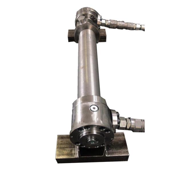 The Middle Ear Shaft of the Link Head Is Equipped with a Buffer Sensor 63 36-500 Hydraulic Cylinder