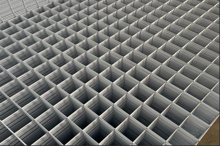 1x2m Galvanized Iron Wire Welded Wire Mesh Panels Customized 2-6mm Wire
