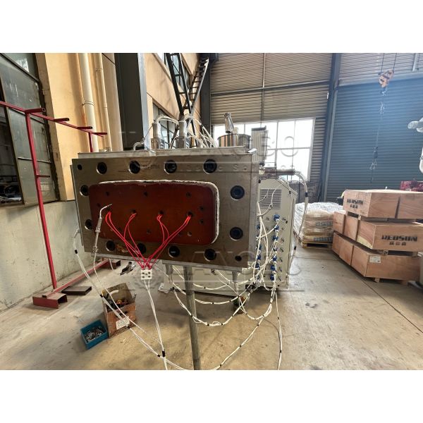 High Quality Plastic PVC Profile Foamed Extruder WPC Widows Door Frame Floors PP PE PC Hollow Board Sealing Strip Extrusion Production Line