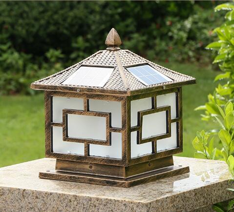 IP65 LED Solar Pillar Lights Auto Control For Outside Lighting Water and Dust Resistance