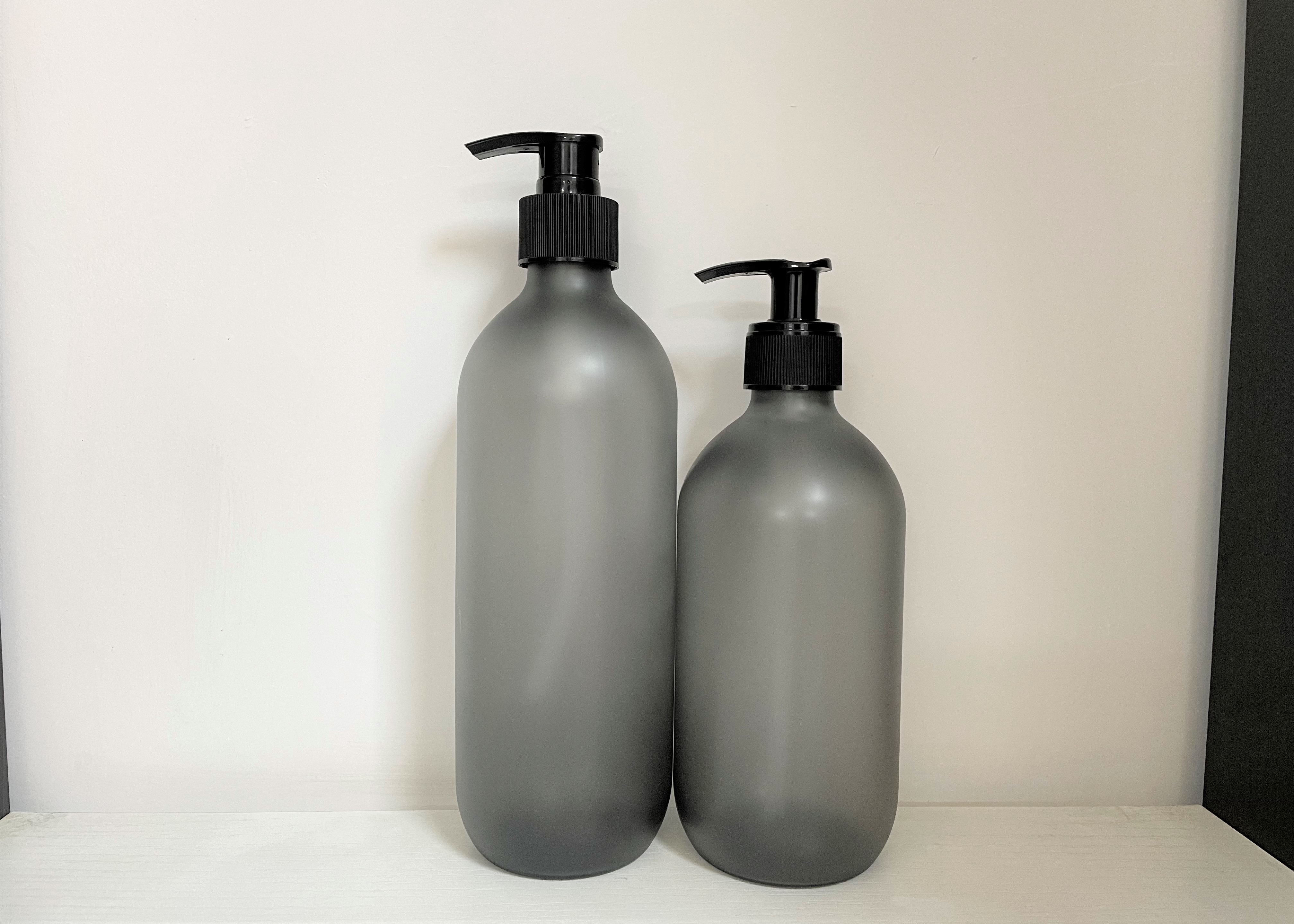 Shampoo 450ml 550ml Grey Frosted Plastic Bottle With Black Pump