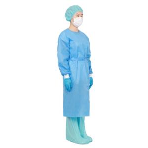 Quality SIGNO Waterproof 45gsm Disposable Protective Gowns Polyethylene Isolation Gowns wholesale