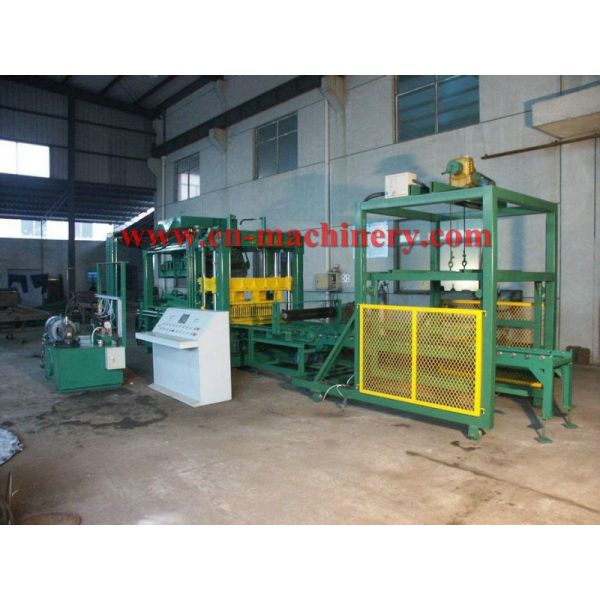 Direct Supply Top Performance Energy-Saving Semi Automatic 6-15 Block Making Machine
