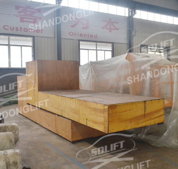 Stainless Steel Outdoor Hydraulic Disability Lifting Equipment 300kgs Loading Capacity