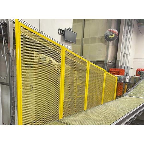 Expanded Metal Machine Guard – Safety Barrier Between Workers and Machines