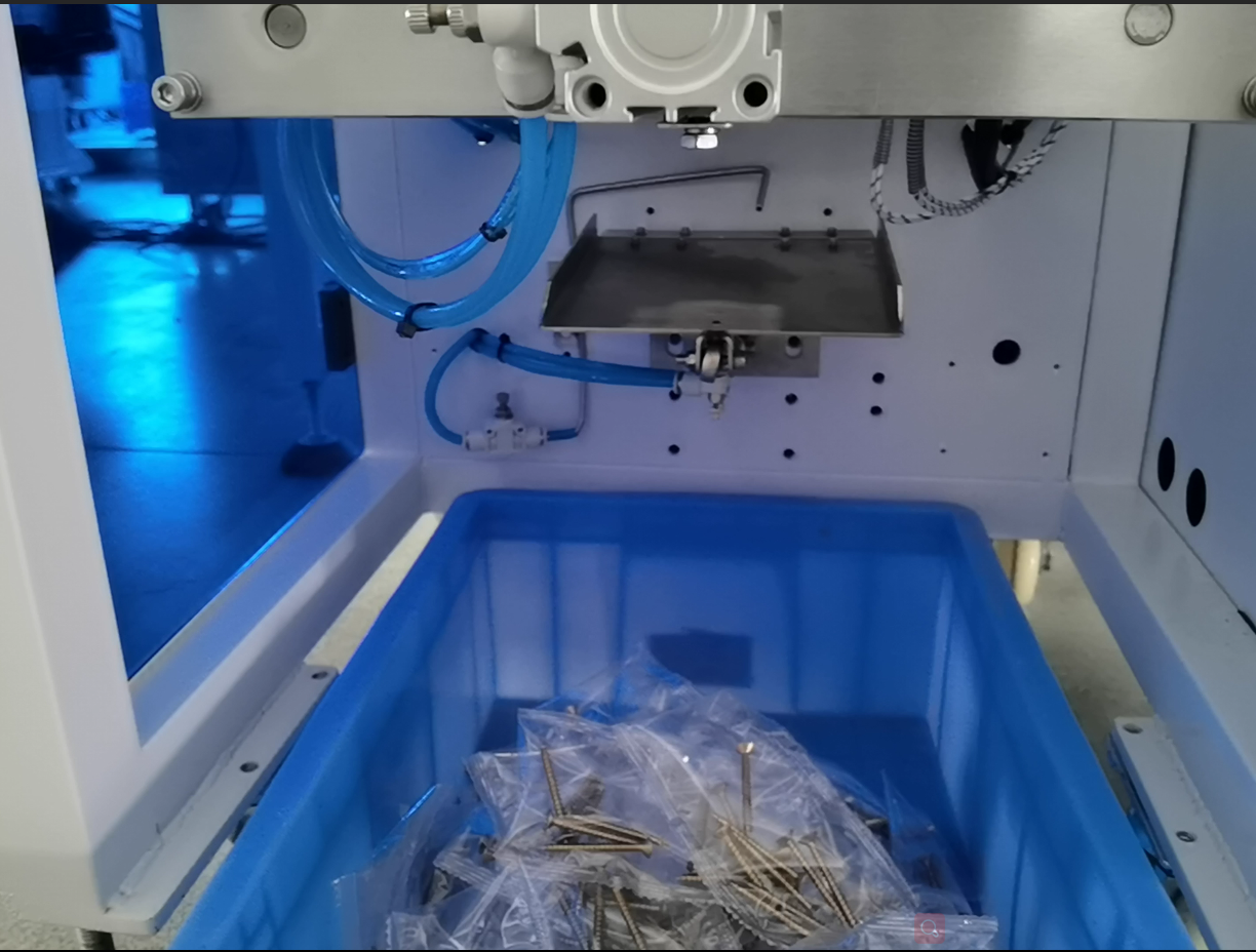 Factory Direct Automatic Check Weighing Filling Packing Machine Screws Sealing Packaging Machine For Sale