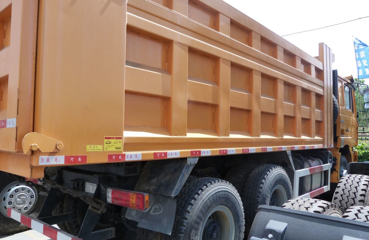 50 Tons 420HP Shacman F3000 12 Wheels 8x4 Shacman Dump Truck