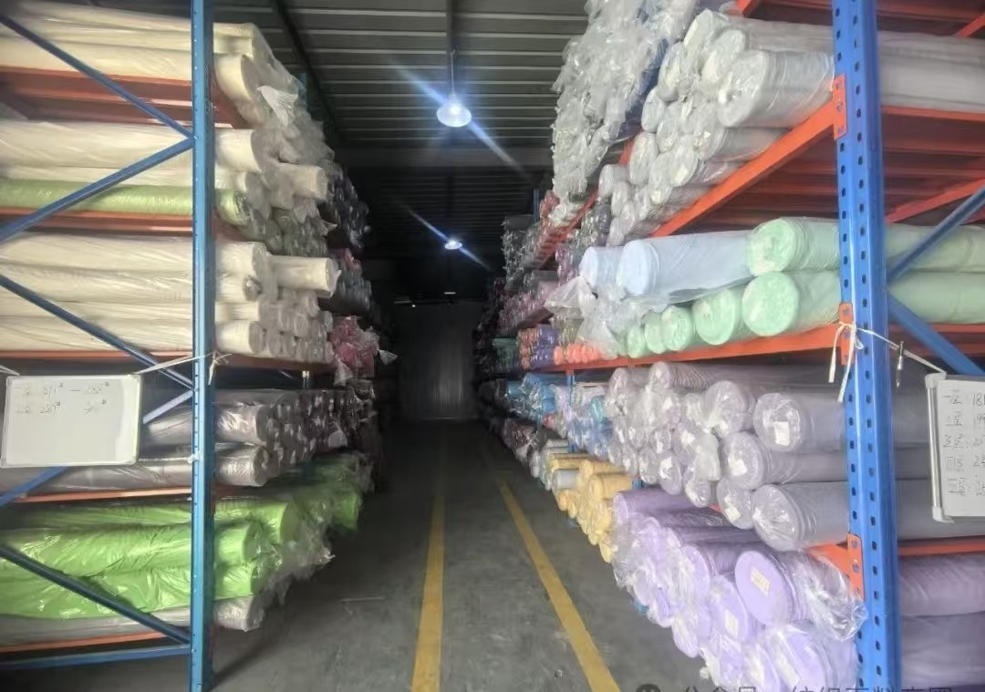 35% Cotton / 65% Polyester 240 G/M² Workwear Jacket Uniform Coats Fabric