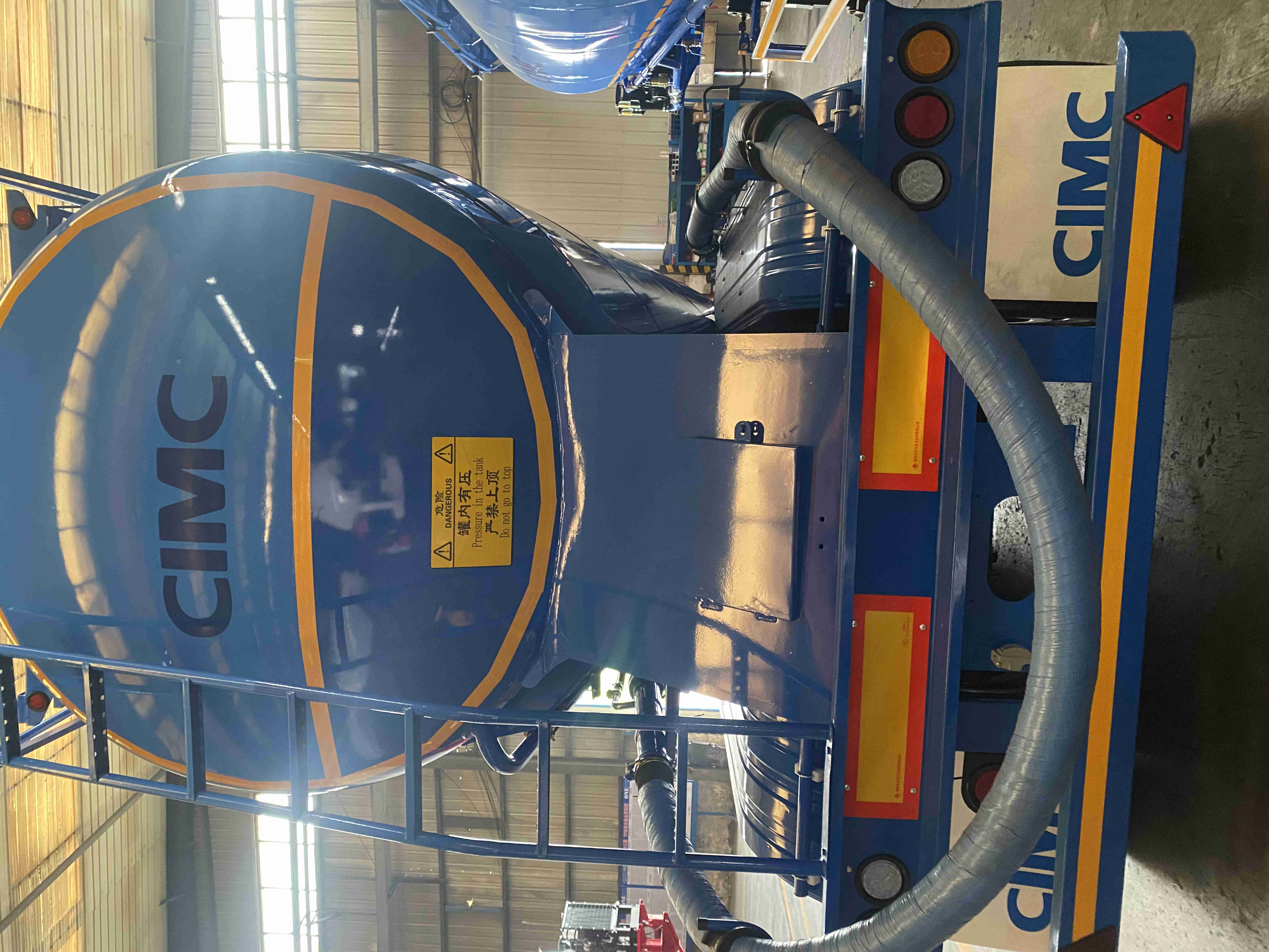 3-Axle Semi-Trailer for Cement Chinese Offers Paint Electrophoresis KTL Powder Coating