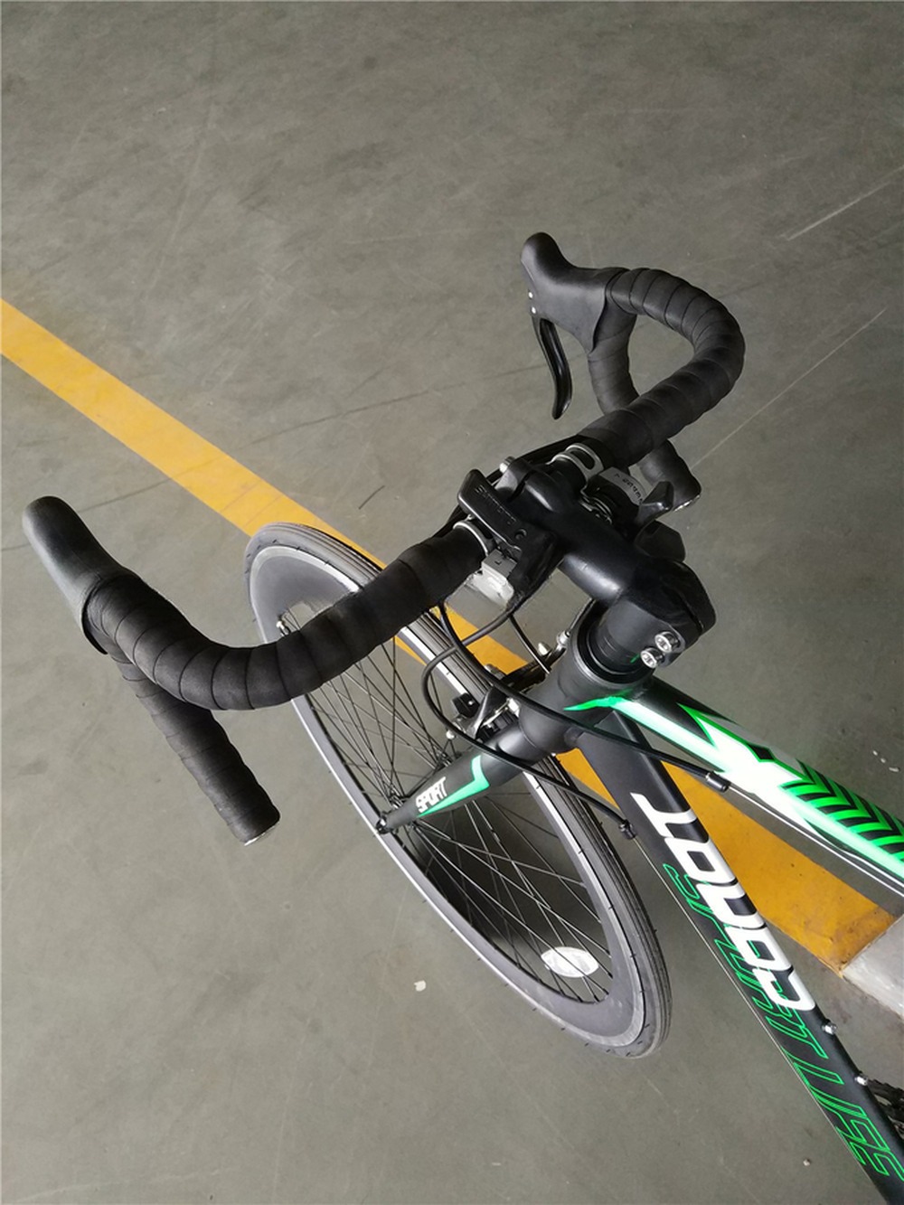 150KG Load Capacity 700C Lightweight Aluminum Road Bicycle for Gravel Racing Enthusiasts