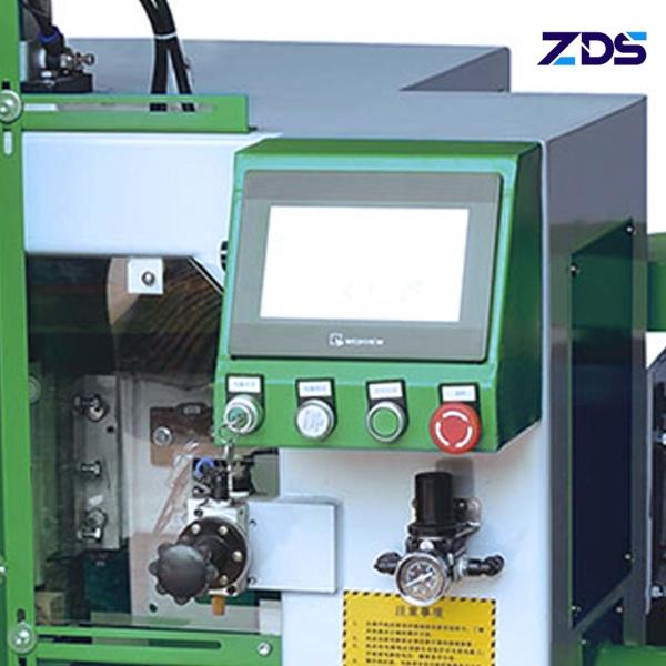 Fully Auto CNC Copy Milling Machine Chess U Disk Wooden Cover Copy Router Machine