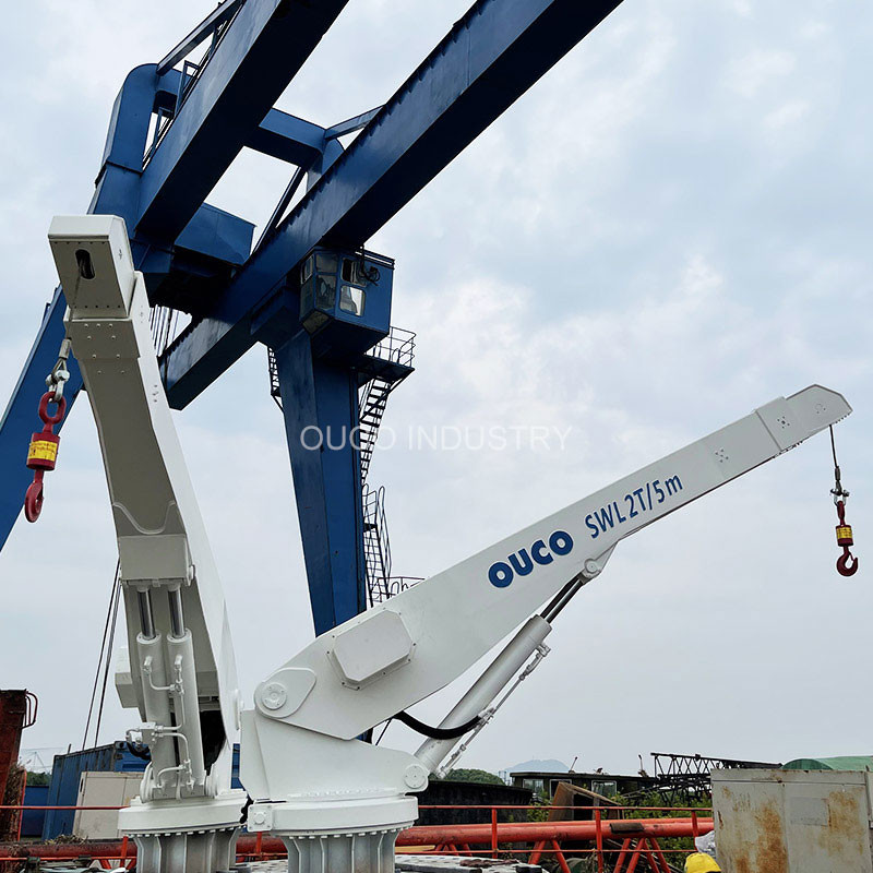 Telescoping Boom Crane Yacht Pedestal Jib Stretch Out And Draw Back 2T 5M