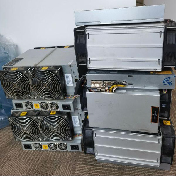 Metal Blockchain BTC Miner Bitmain Antminer S19 XP 140T 3010W