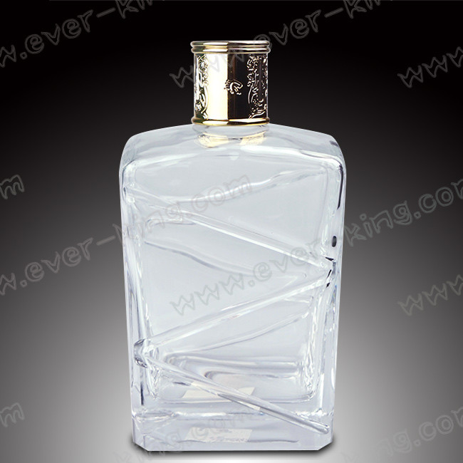 Metal Label Screen Printing 1.5L Rum Glass Bottle