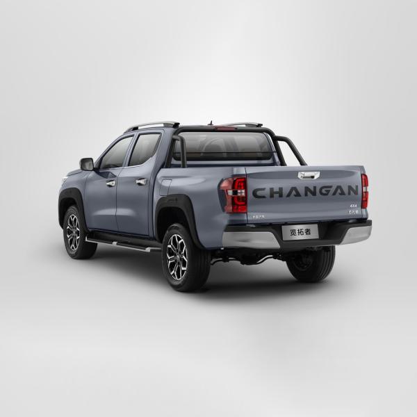 Changan Lantazhe Pick Up Truck with 6-Speed Manual Gearbox and LED Headlight on Sale