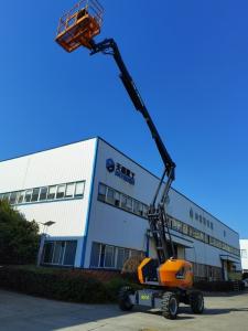 China Diesel Articulating Boom Lift 250KG Capacity 20.2m Working Height on sale