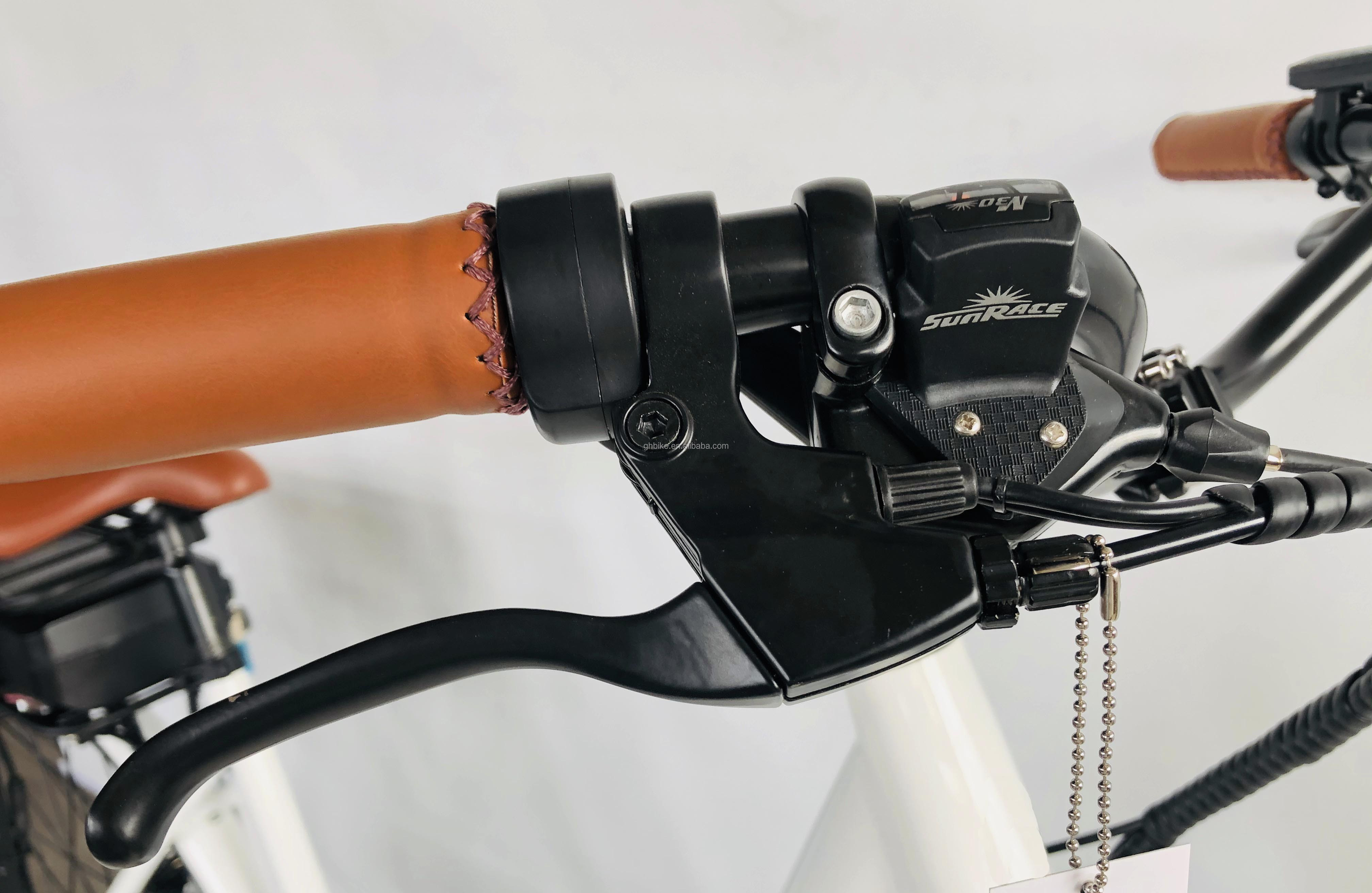 27.5" 48V 500W 14AH 45KM/H EN15194 CE Stock Lady Electric City Ebike with Rear 7-speed Gear