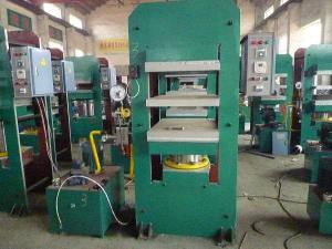 China PLC Control Rubber Vulcanizing Press Machine 15T Rubber Plate Vulcanizing Press on sale