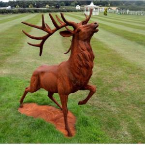Quality Cast Iron Rusted Life Size Outdoor Deer Statues OEM Service wholesale