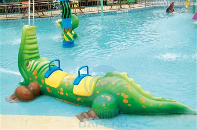 FRP Crocodile Spray Animals Water Spray Games With Seat In The Water Park