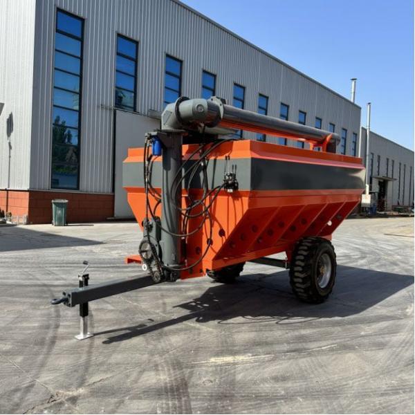 Fertilizer Transport Grain Cart 6 Cubic Meters For Harvesting