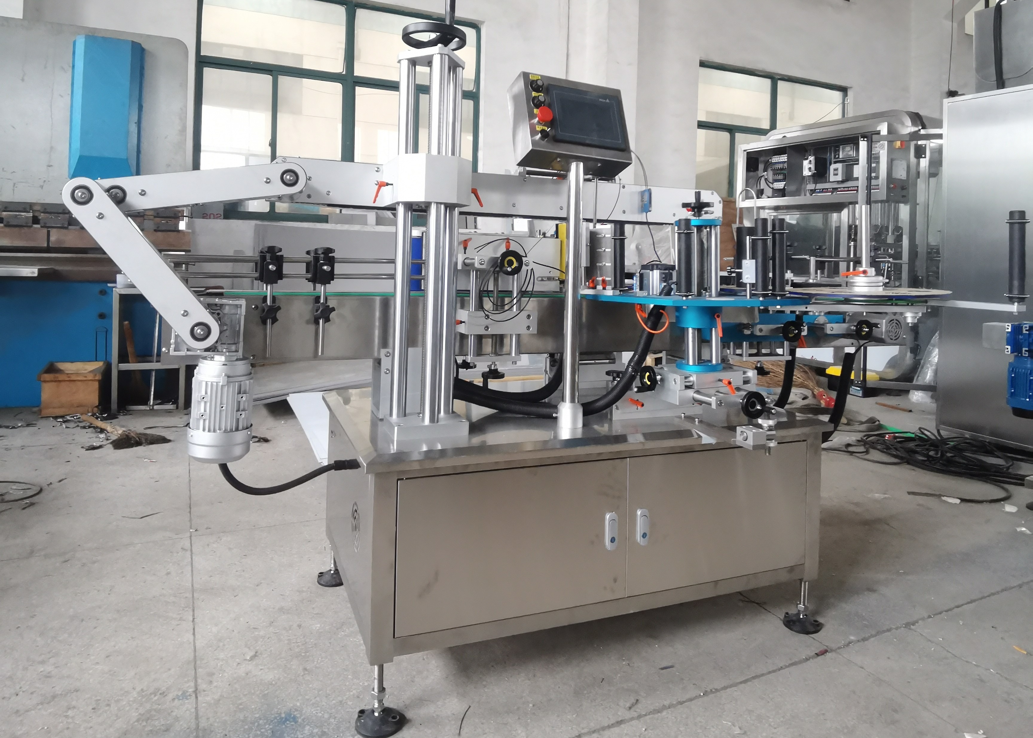 Quality ISO Stick Self Adhesive Labeling Machine 2000mm Bottle Labeling Machine wholesale