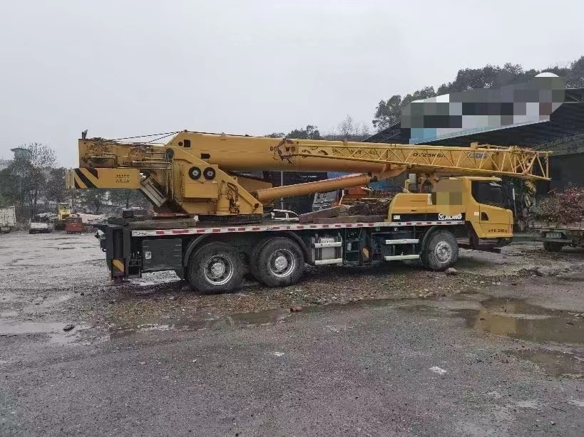 Mobile Crane Heavy Equipment 25ton Zoomlion Xg Spare Parts