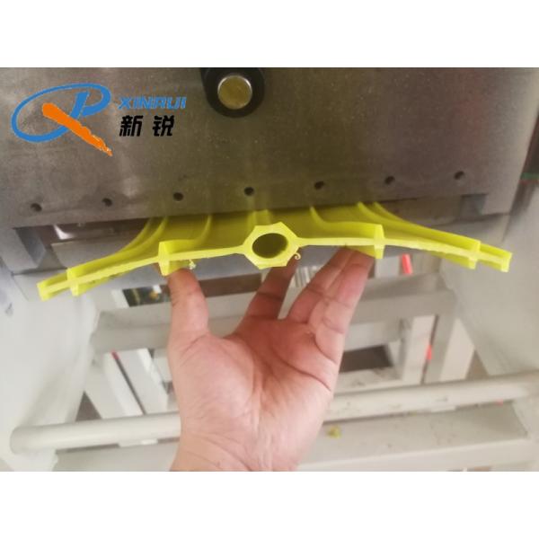 150kg/H 400mm Soft PVC Plastic Tiles Making Machine