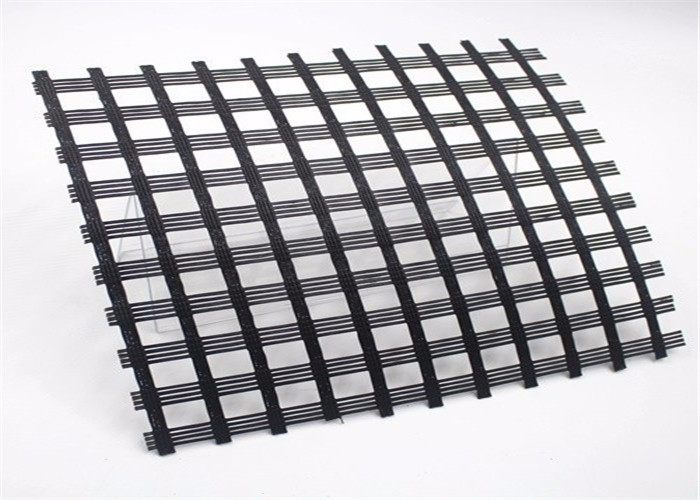 Waterproof Drainage 100KN Geogrid For Road Construction