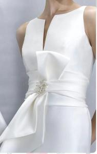 Quality Zipper Romantic Strapless Gown with Boat Neck Design wholesale