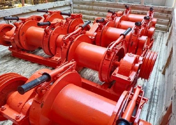 Cheap Slow Speed Hydraulic Hoist Winch , 30 Ton Winch With Automatic Spooling Device for sale
