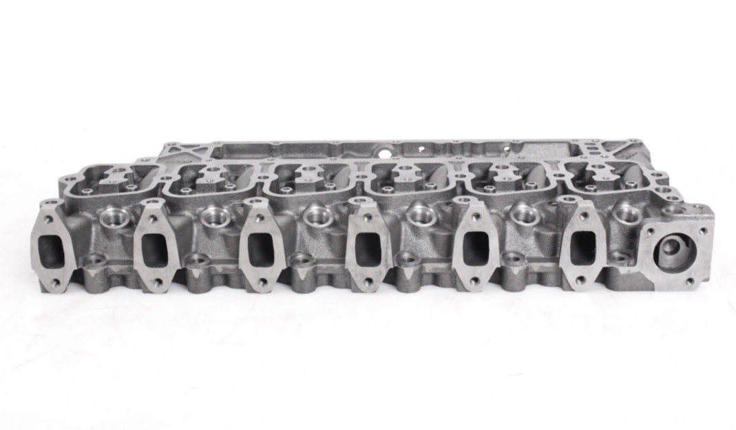 6D102 Cylinder Head for Construction Machinery Diesel Engine Spare Parts at Machinery Repair Shops
