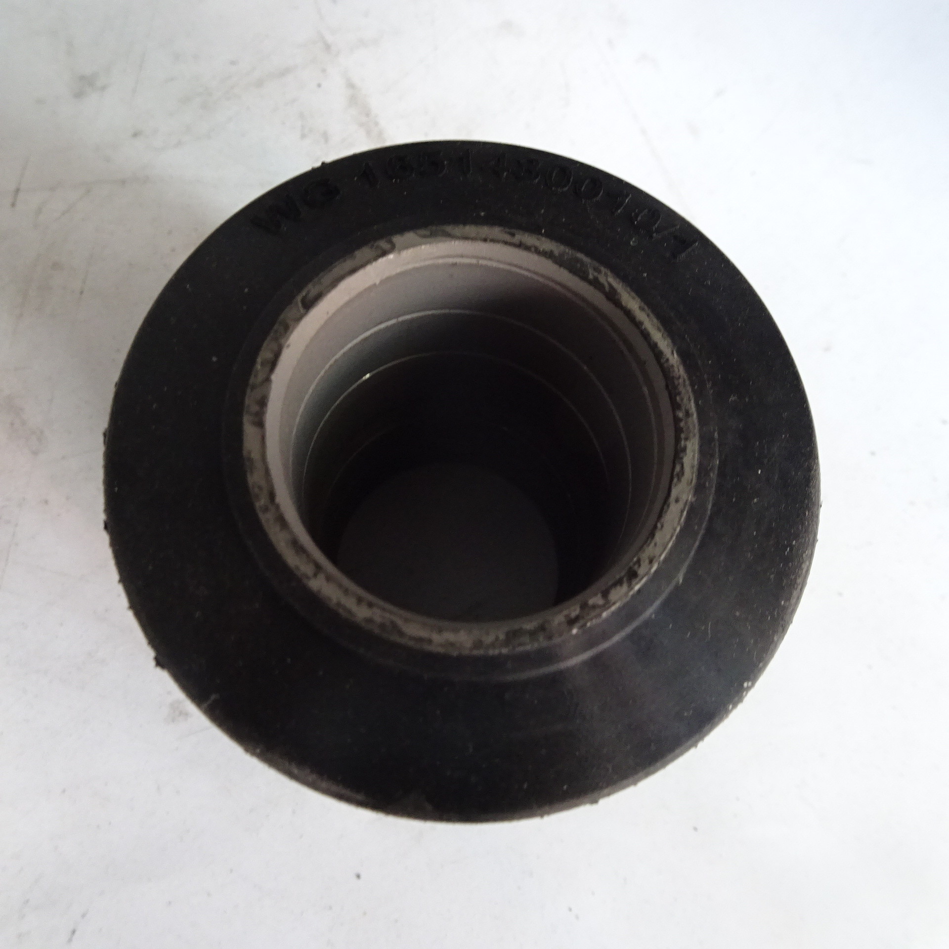 Inner diameter bushing of sinotruk Haohan cab turning shaft WG1651430010