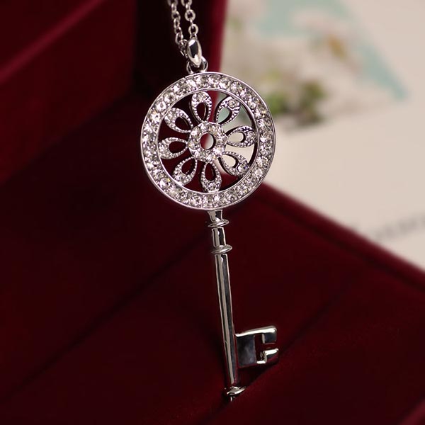fashion gold and silver jewelry, lovely korean jewelry,key letter T necklace pendent