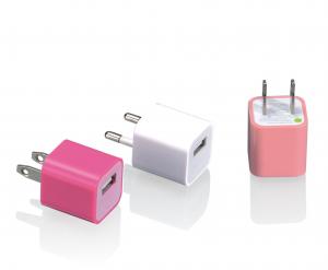 Quality 3rd-Generation Green Dot. USB Travel Charger for iphone 3G/4G wholesale