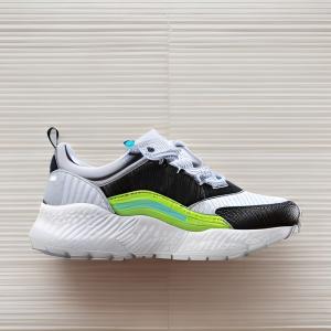 China Fashion Trend Mesh Sports Shoes Light Weight With Rubber Outsole on sale