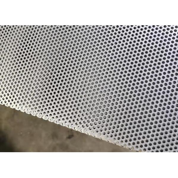 Sleek Galvanized Metal Sheets for Innovative Architectural Projects