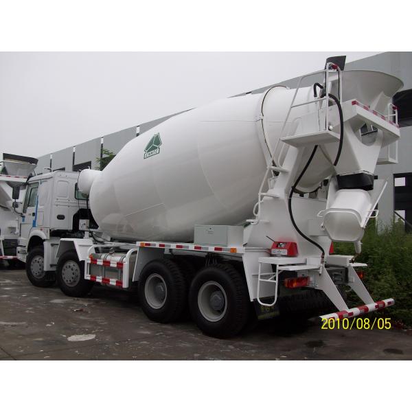 Heavy Duty HOWO 8*4 12 CBM Mini Concrete Mixer Truck Diesel High Operating Efficiency