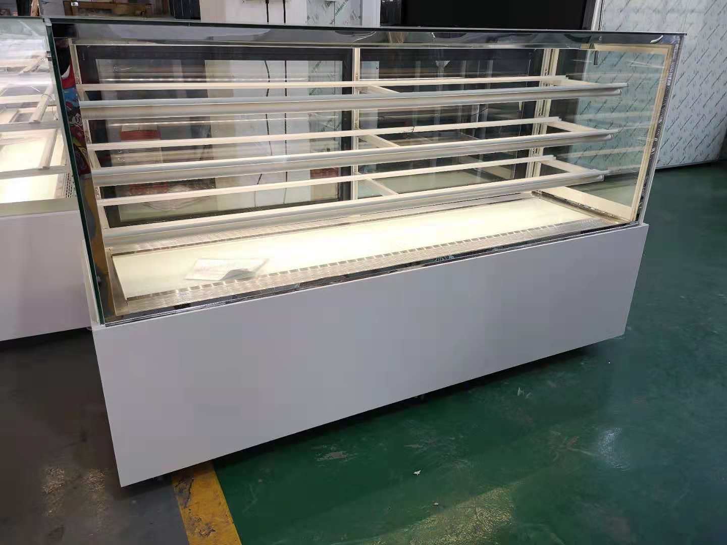 Commercial Pastry Desert Cake Display Showcase / Refrigerated Bakery Display Case