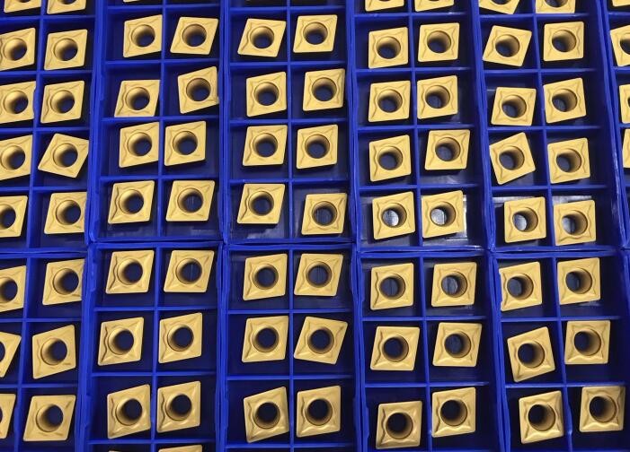 Size Customized CNC Carbide Inserts , Indexable Milling Inserts 100% Virgin Raw Material