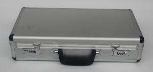 China Easy Carrying Custom Gun Cases , Aluminum Rifle Case For Protect Guns on sale