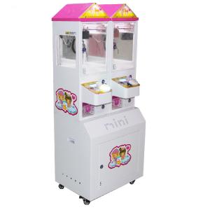 China 2 Players Gift Game Machine Coin Operated Life Sized Claw Machine on sale