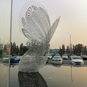 China Butterfly Metal Water Fountain Sculpture Tube Woven Stainless Steel Wire Sculpture on sale