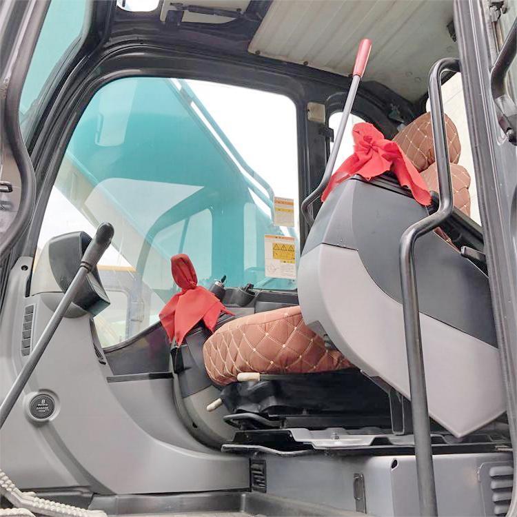 Good Condition Used Kobelco Excavator SK210 With 114 KW Power And 1 M3 Bucket Capacity