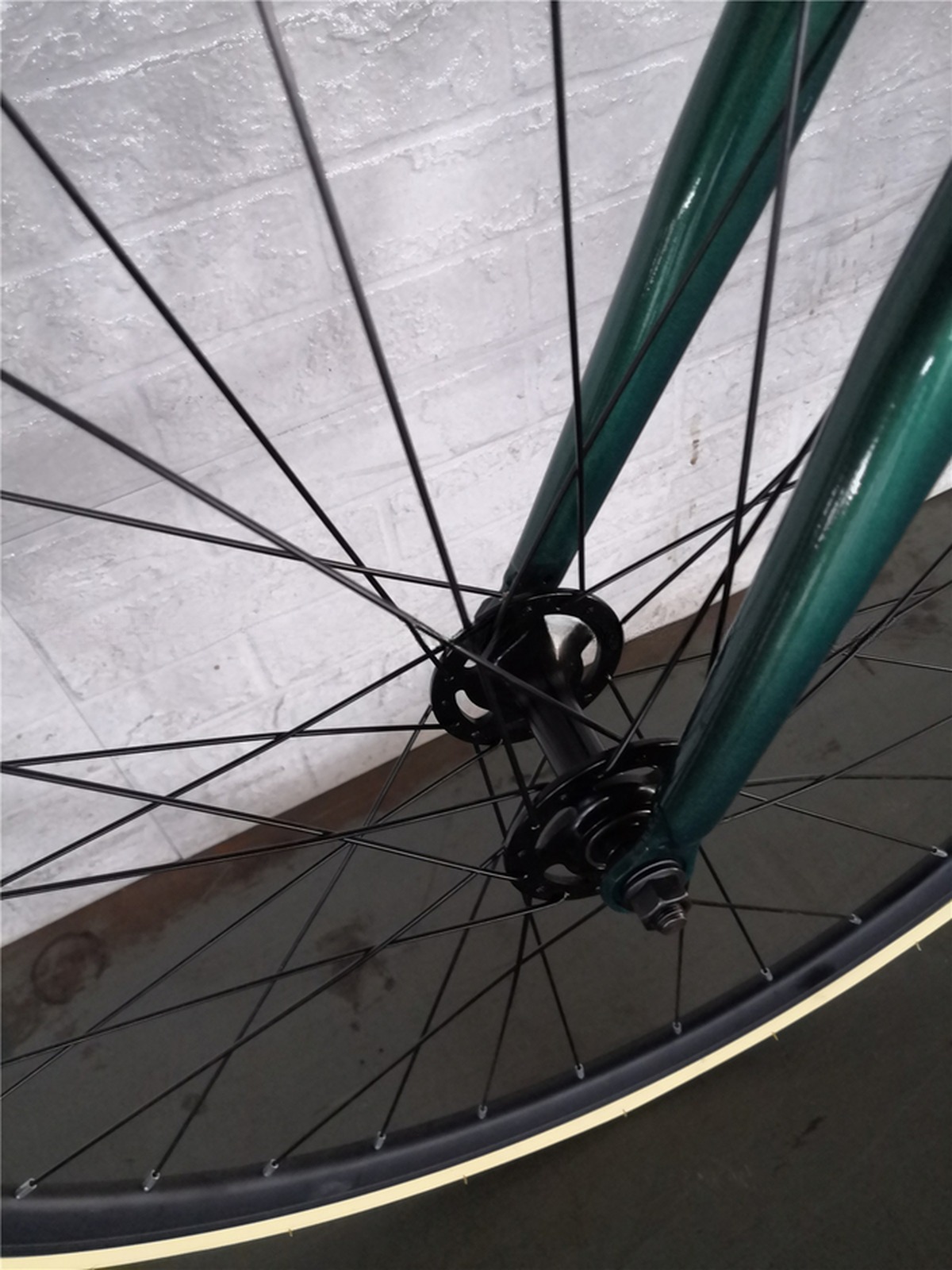 Double V Brake 700c Bullhorn Handle Bar Fixed Gear Bike for Adult Retro Vintage Classic
