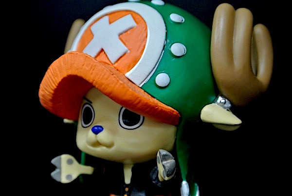 One Piece Japanese Pvc Figures With A Green Hat Environment PVC Material