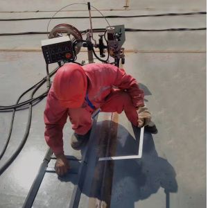 Tank Construction Equipment Speed Submerged Arc Welding Machine with Customizati